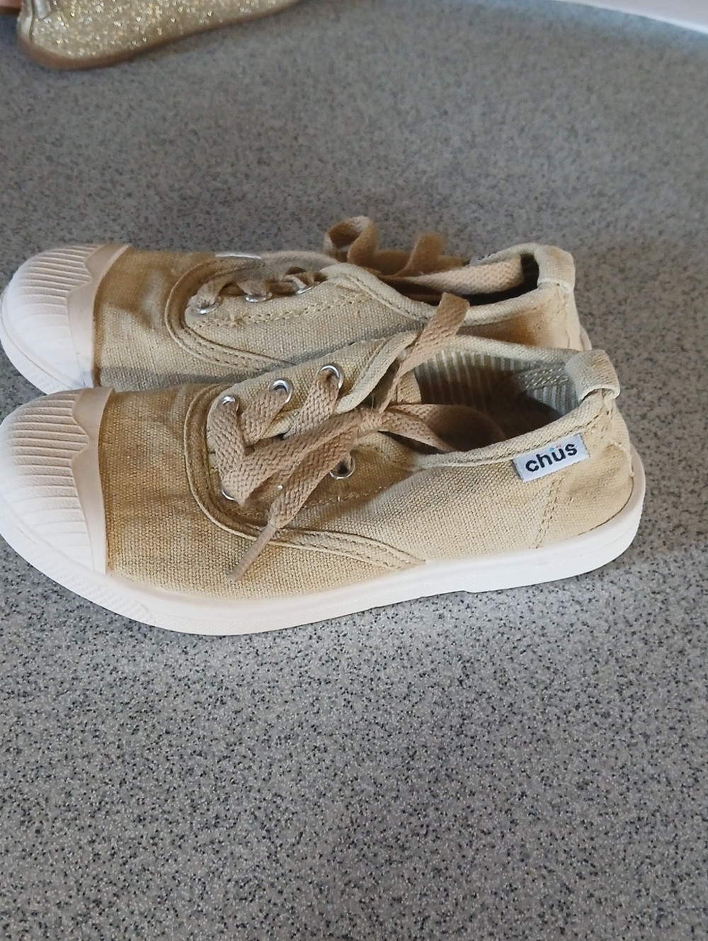Chus Kids Casual Canvas Sneakers in Beige